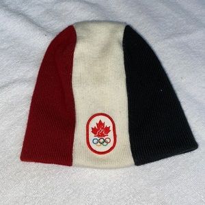 2010 Olympic toque